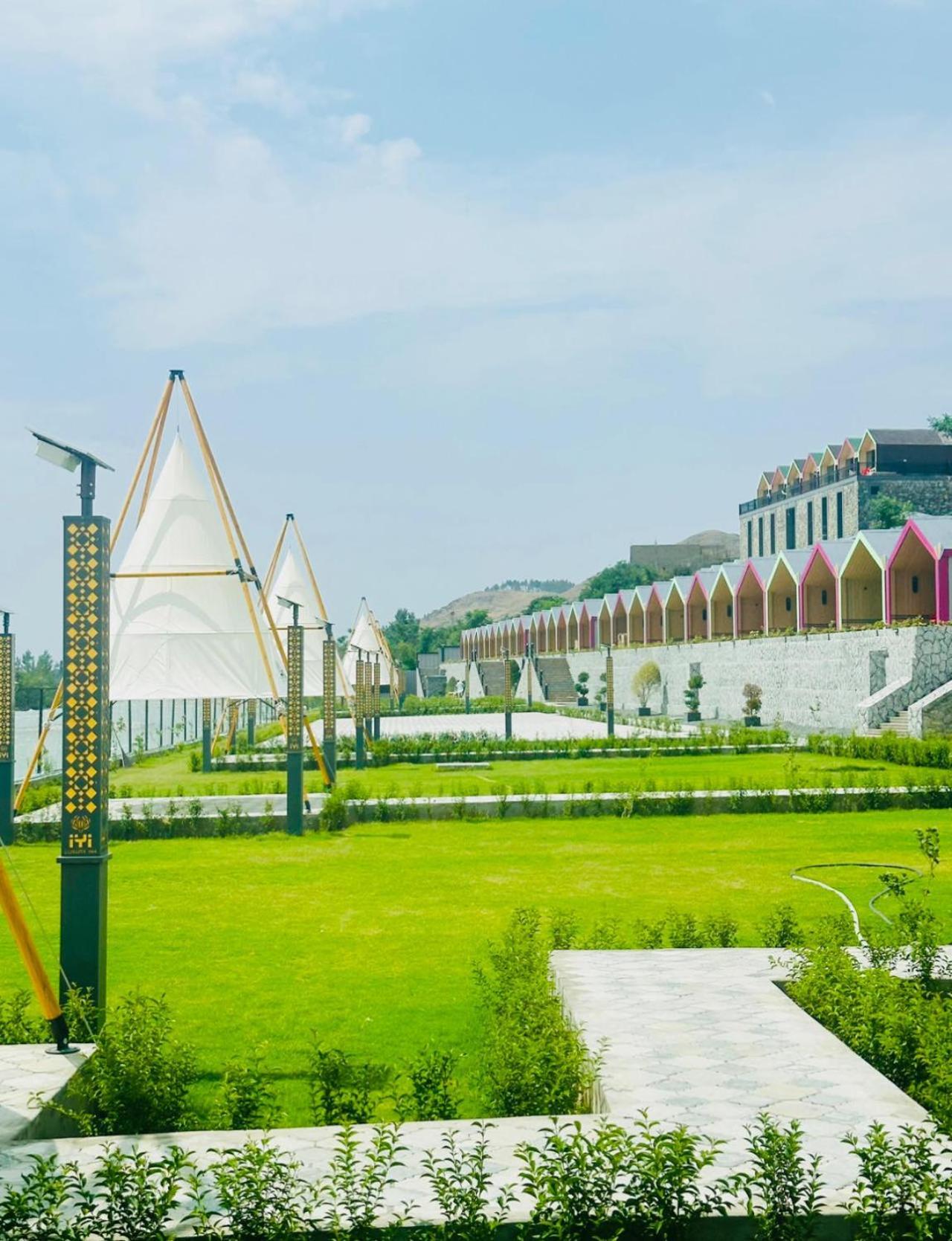 Iyi Luxury Inn Swat Saidu Sharif المظهر الخارجي الصورة